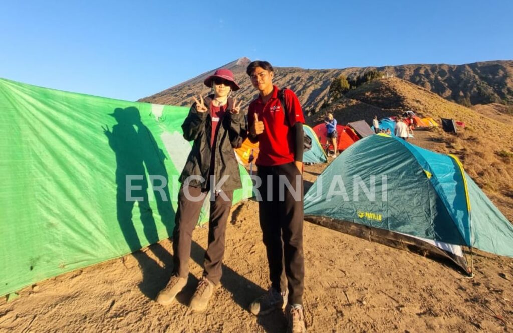 Mount Rinjani 4D3N Trek